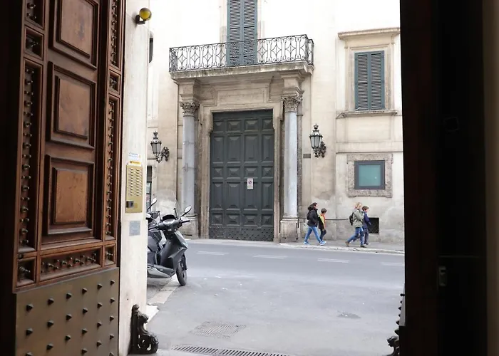Acomodação com café da manhã  Trevi Grand Blu Roma